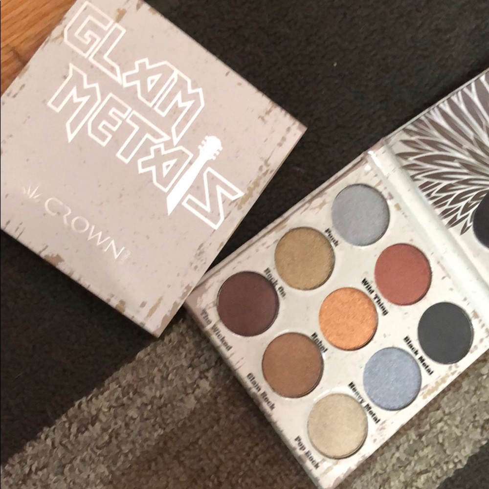 Crown Pro Glam Metals Palette